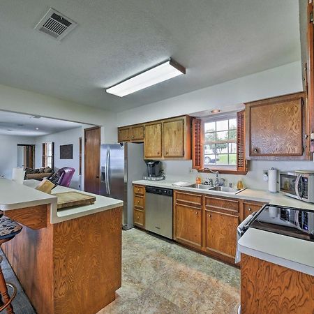 Lakefront Livingston Home With Dock, 1 Mi To Launch! Exterior foto