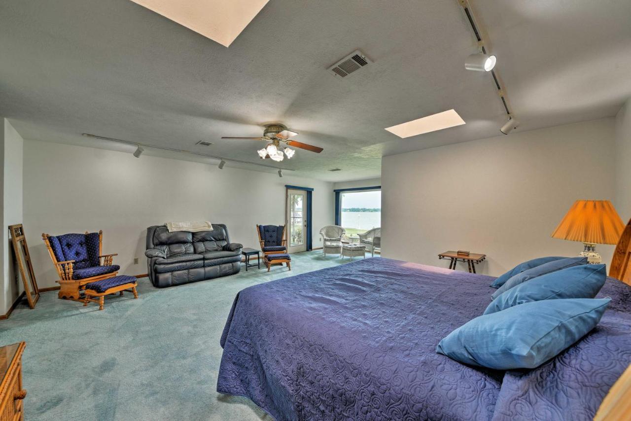 Lakefront Livingston Home With Dock, 1 Mi To Launch! Exterior foto
